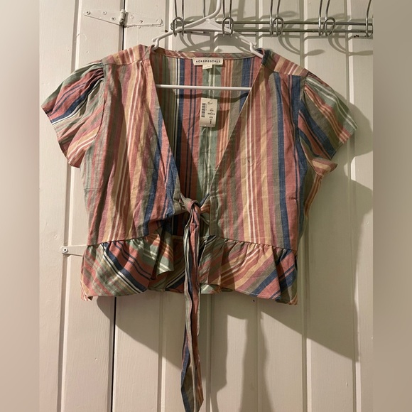 Aeropostale tie front cropped top-large NWT - Picture 1 of 7